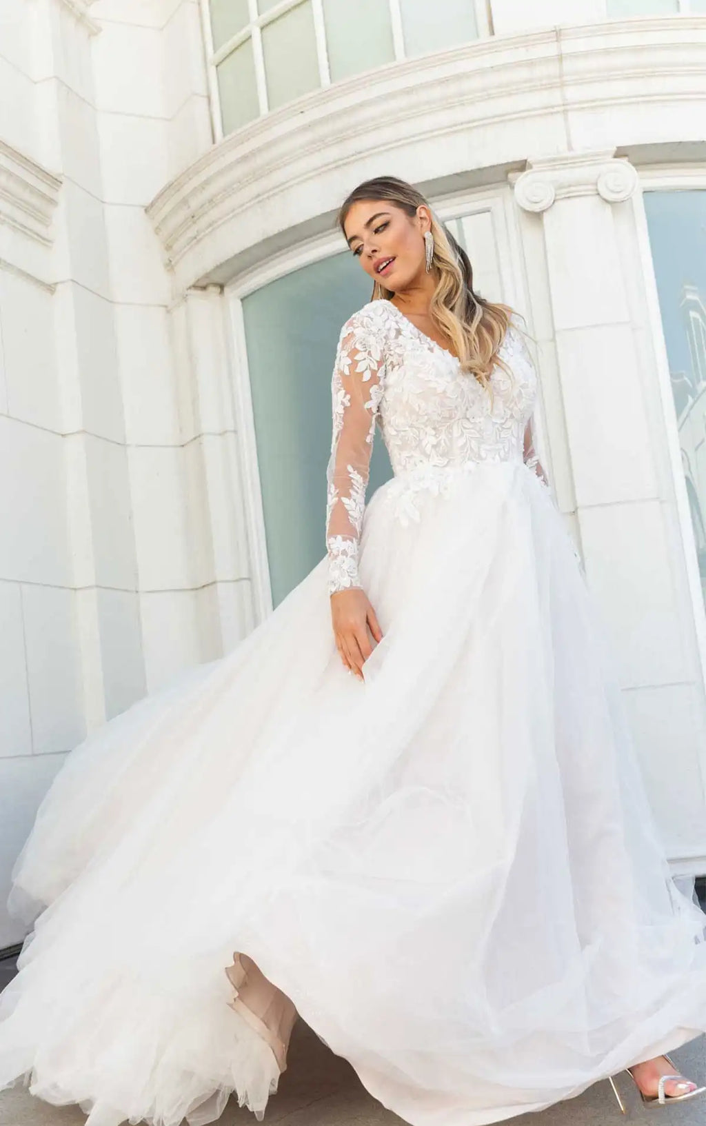 Stella york long hot sale sleeve wedding dress