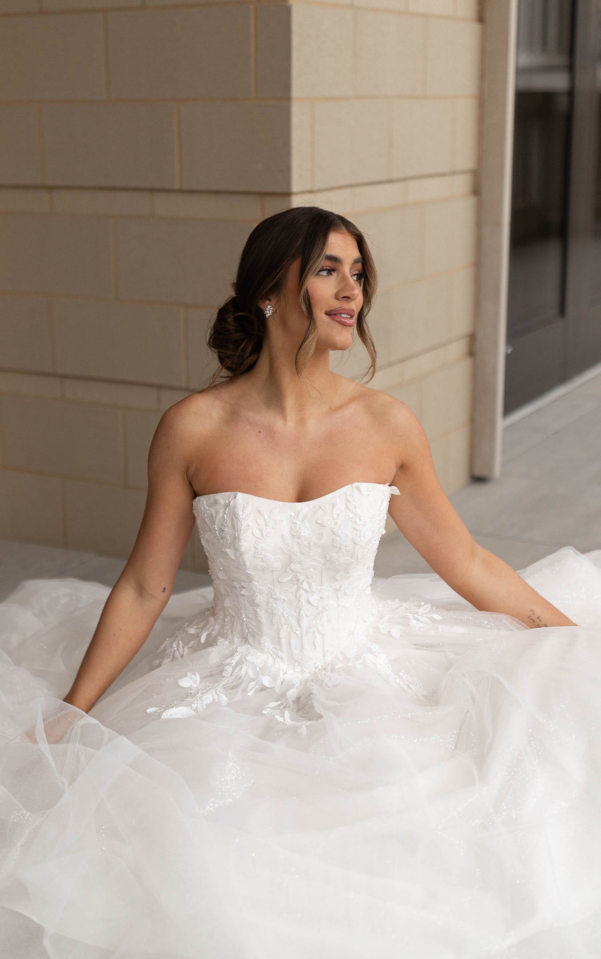 7974 7974 – The Bridal Boutique