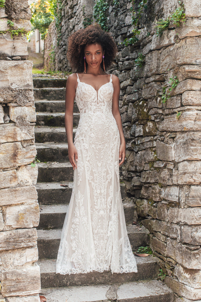 Formal Dress: 7043. Long Bridal Gown, Sweetheart Neckline, Ball Gown |  Alyce Paris