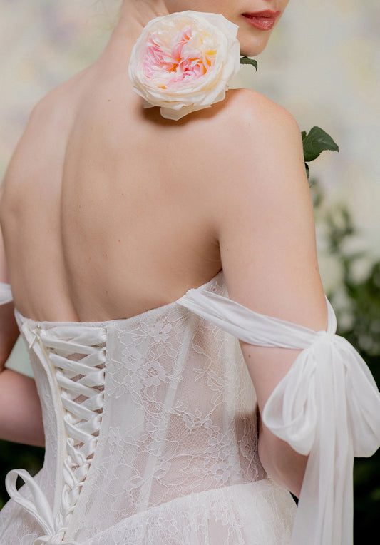 1050039 Therese