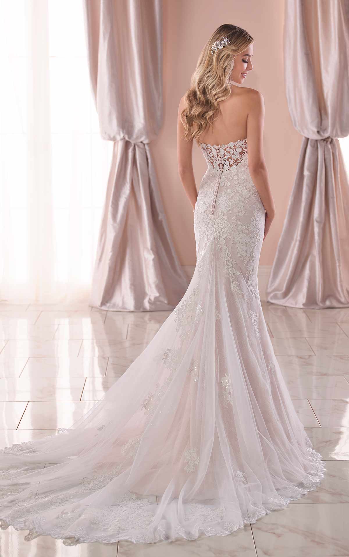 6814 The Bridal Boutique 6814 The Bridal Boutique
