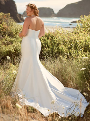 Pippa Lynette